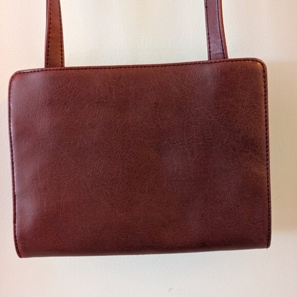 Matt & Nat Castell Vintage Crossbody Bag - Cerise - Picture 2 of 9